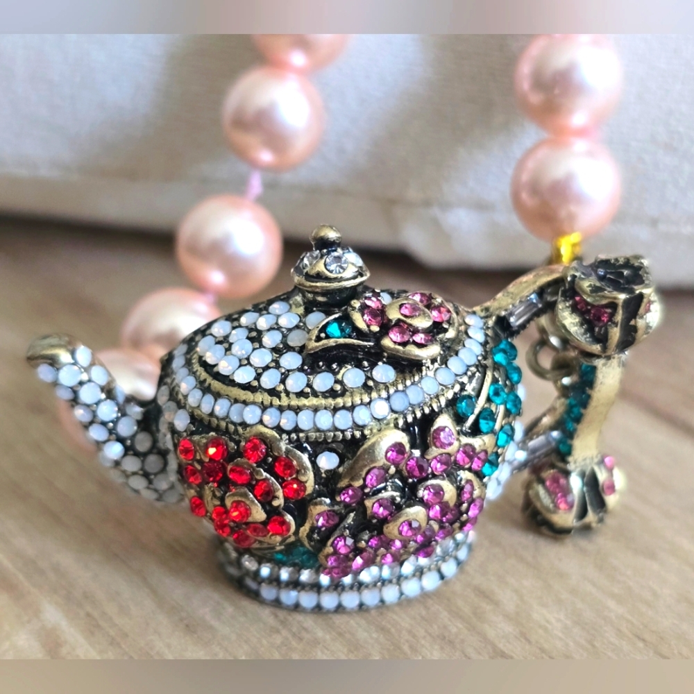 Multicolor Teapot Pendant Choker Necklace